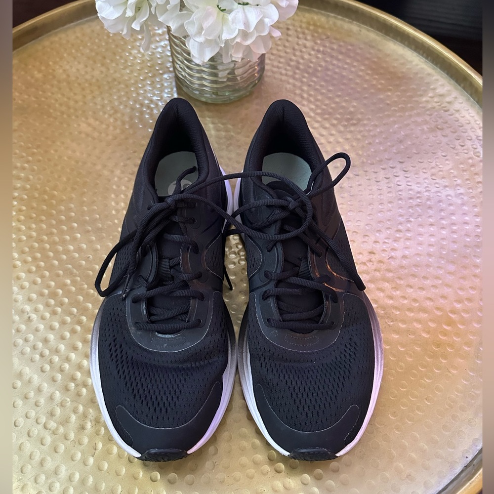 Lululemon Black Blissfeel Women’s Running Shoe.